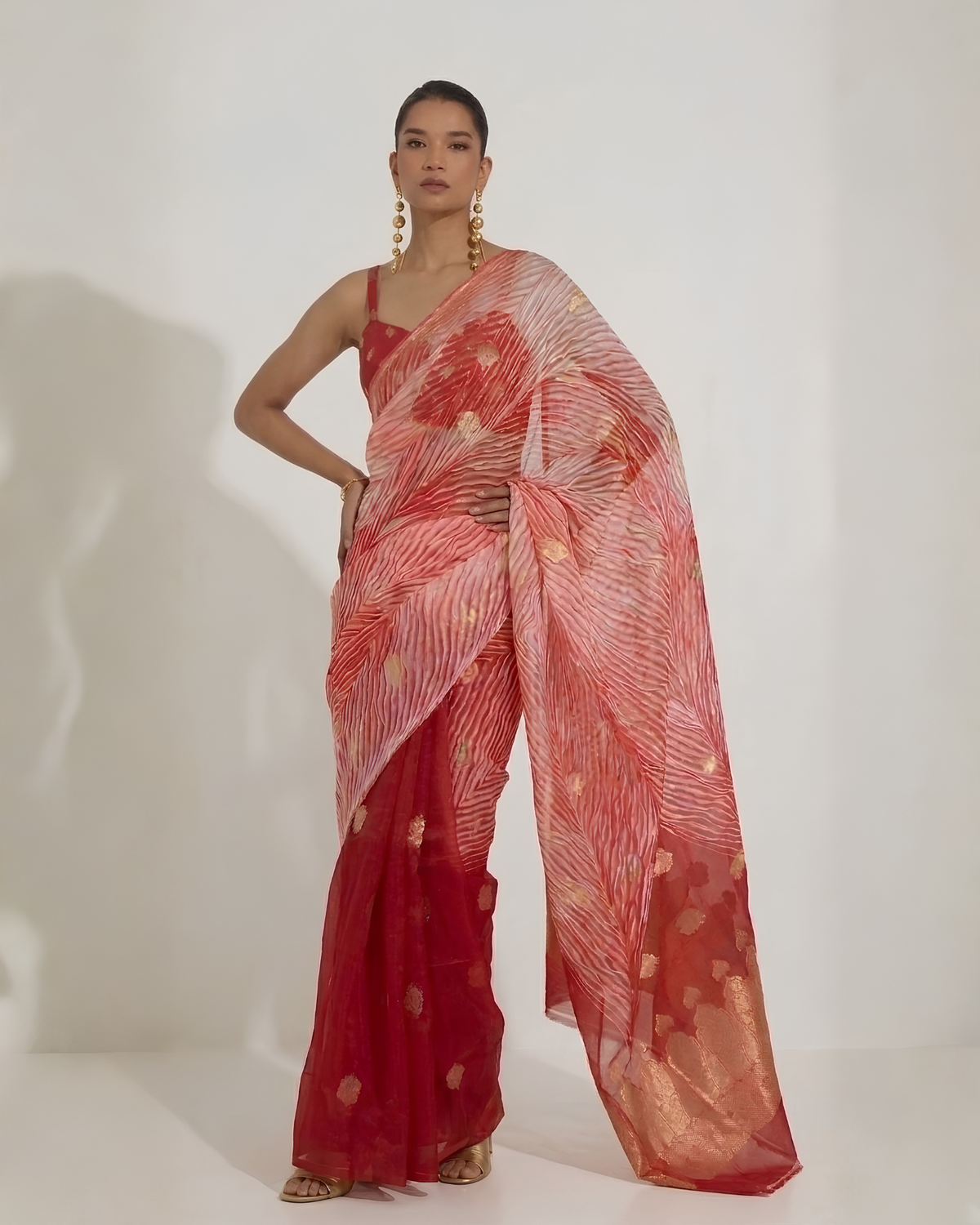 Aarshi | Japanese Dye Red Organza Banarasi Saree