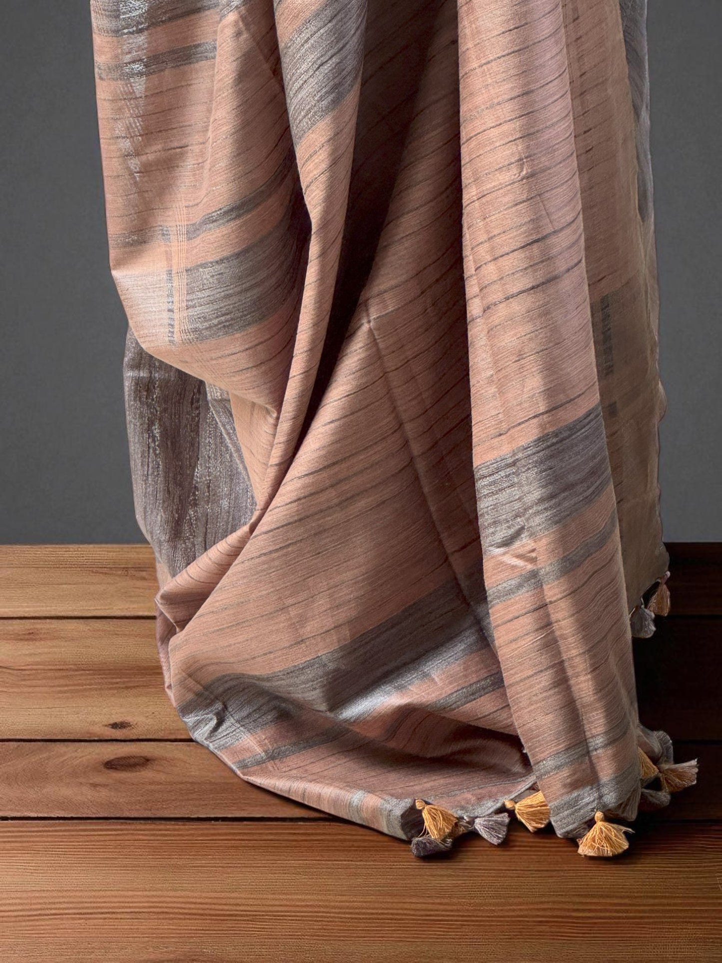 Forest Whispers | Mul Ghicha Saree