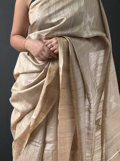 Bawan Boota  | Tussar Saree