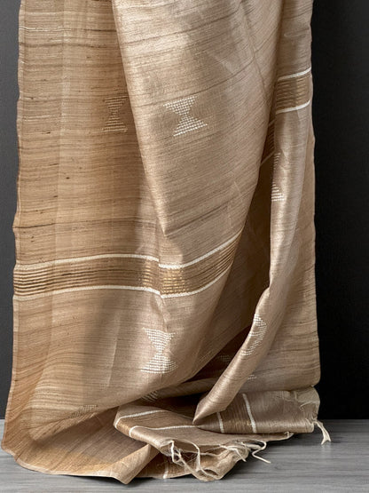 Bawan Boota  | Tussar Saree
