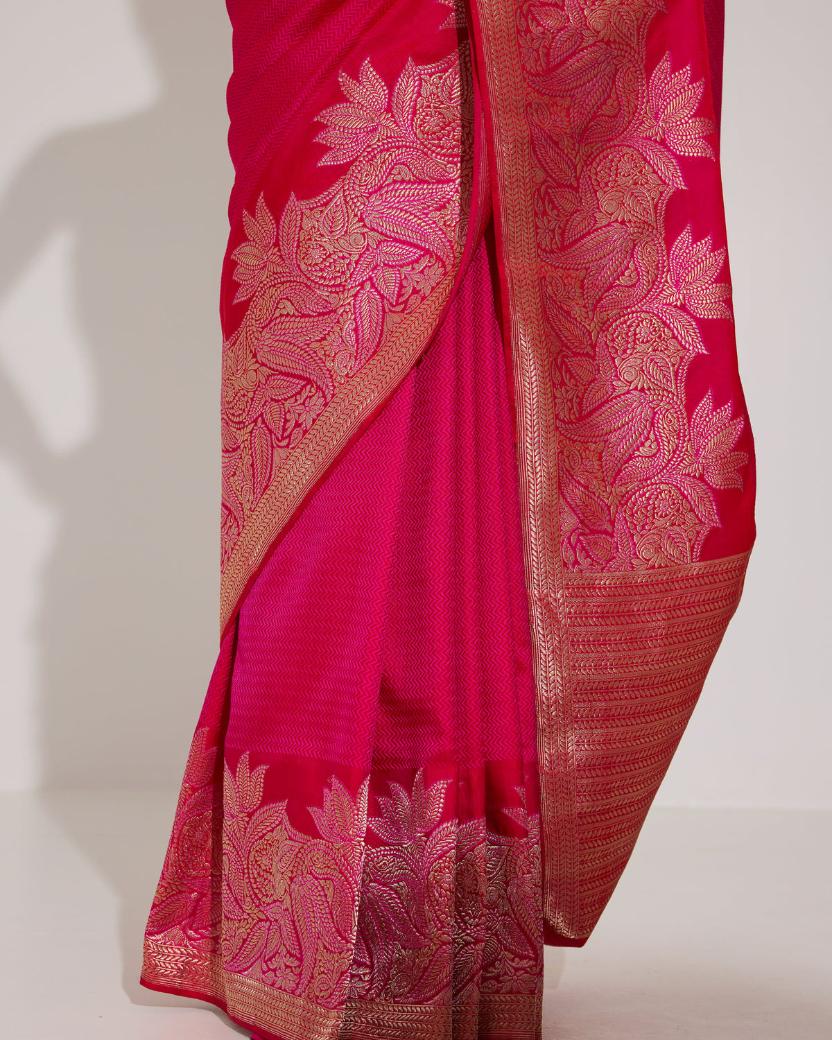 Ashpra | Dark Pink Tanchoi Saree