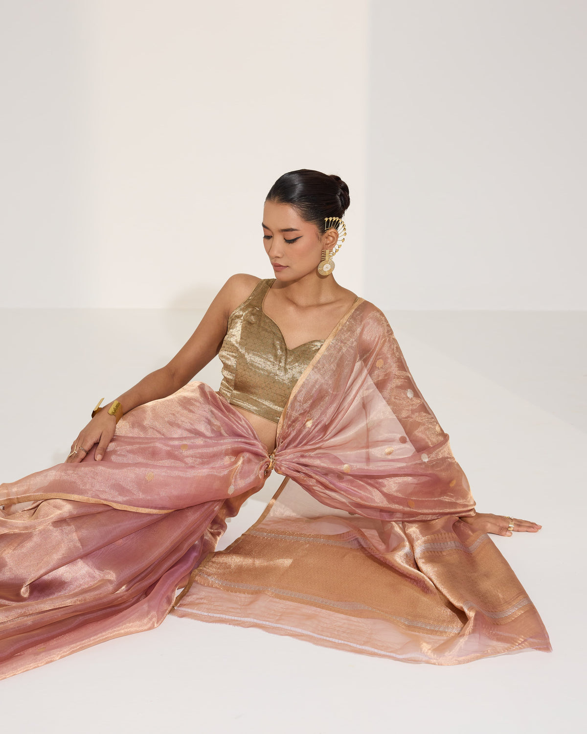Ethereal Glow | Pink Tissue Saree